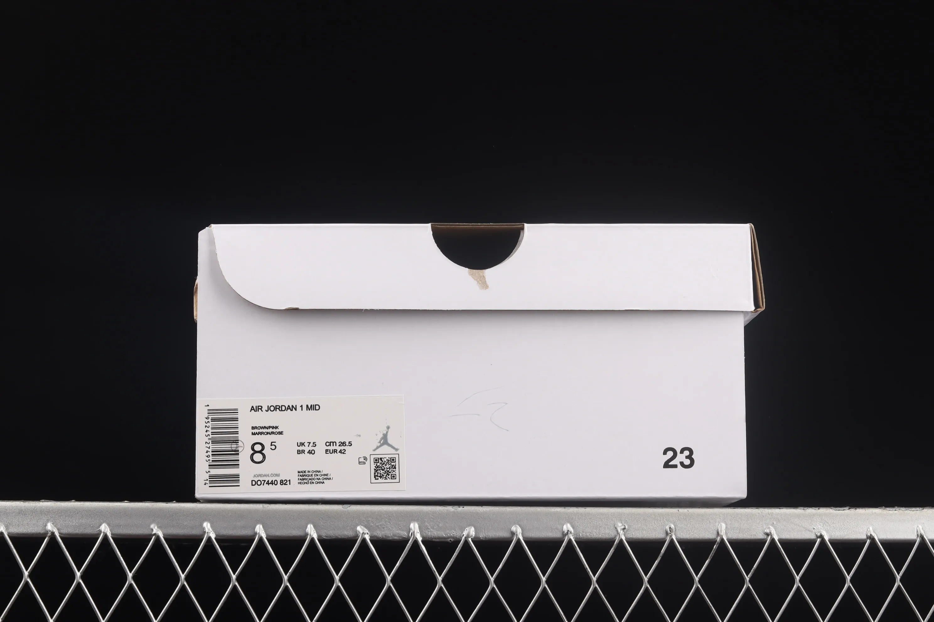 All categories Air Jordan Jordan series basketball shoes Air Jordan 1 Mid Different versions Air Jordan 1 Mid AJ1 Joe 1 smoke gray purple red red bean Chinese basketball shoes DO7440-821
